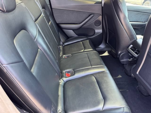 Used 2022 Tesla Model Y Performance AWD/4WD image 8