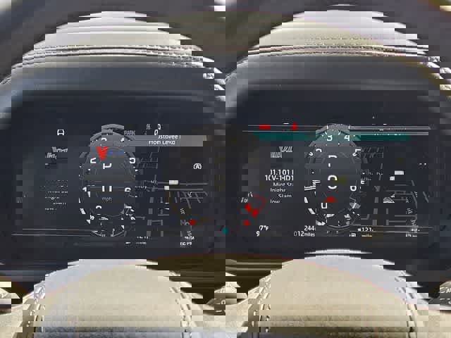 Used 2025 Land Rover Defender 110 V8 image 35