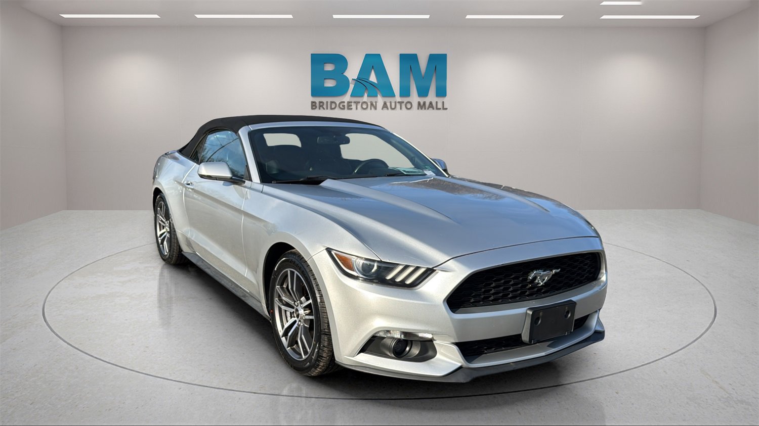 Used 2016 Ford Mustang Premium image 1