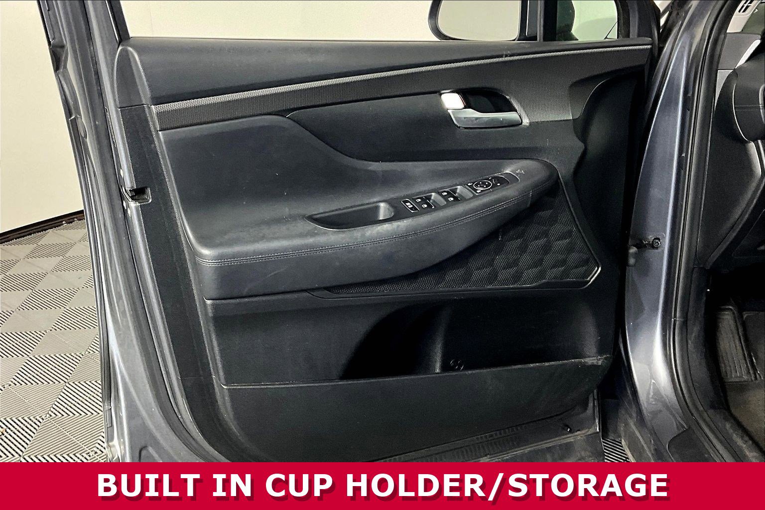 Used 2019 Hyundai Santa Fe SE image 18