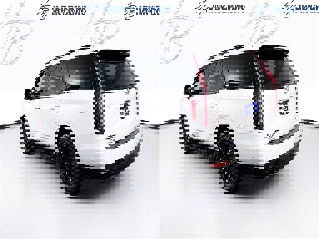 Used 2021 Cadillac Escalade Sport Platinum w/ LPO, ONYX Package image 32