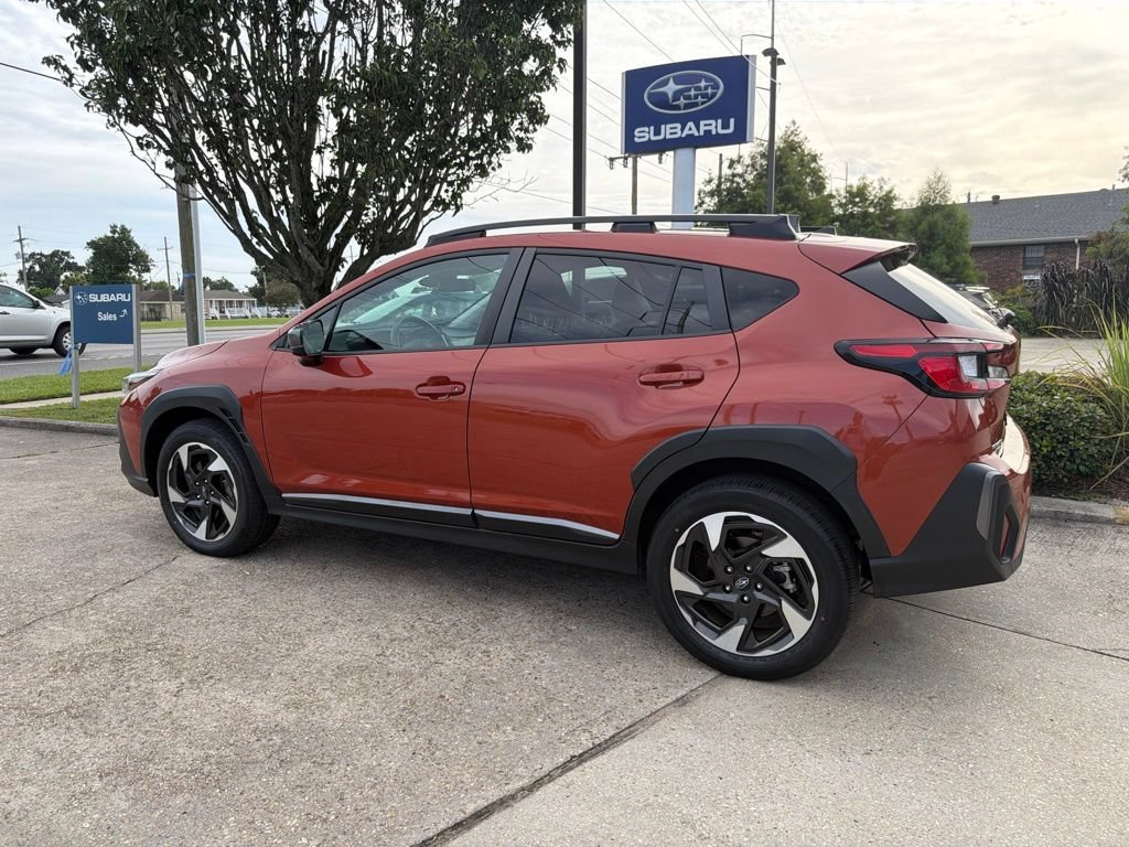 Used 2024 Subaru Crosstrek 2.5i Limited AWD/4WD image 4
