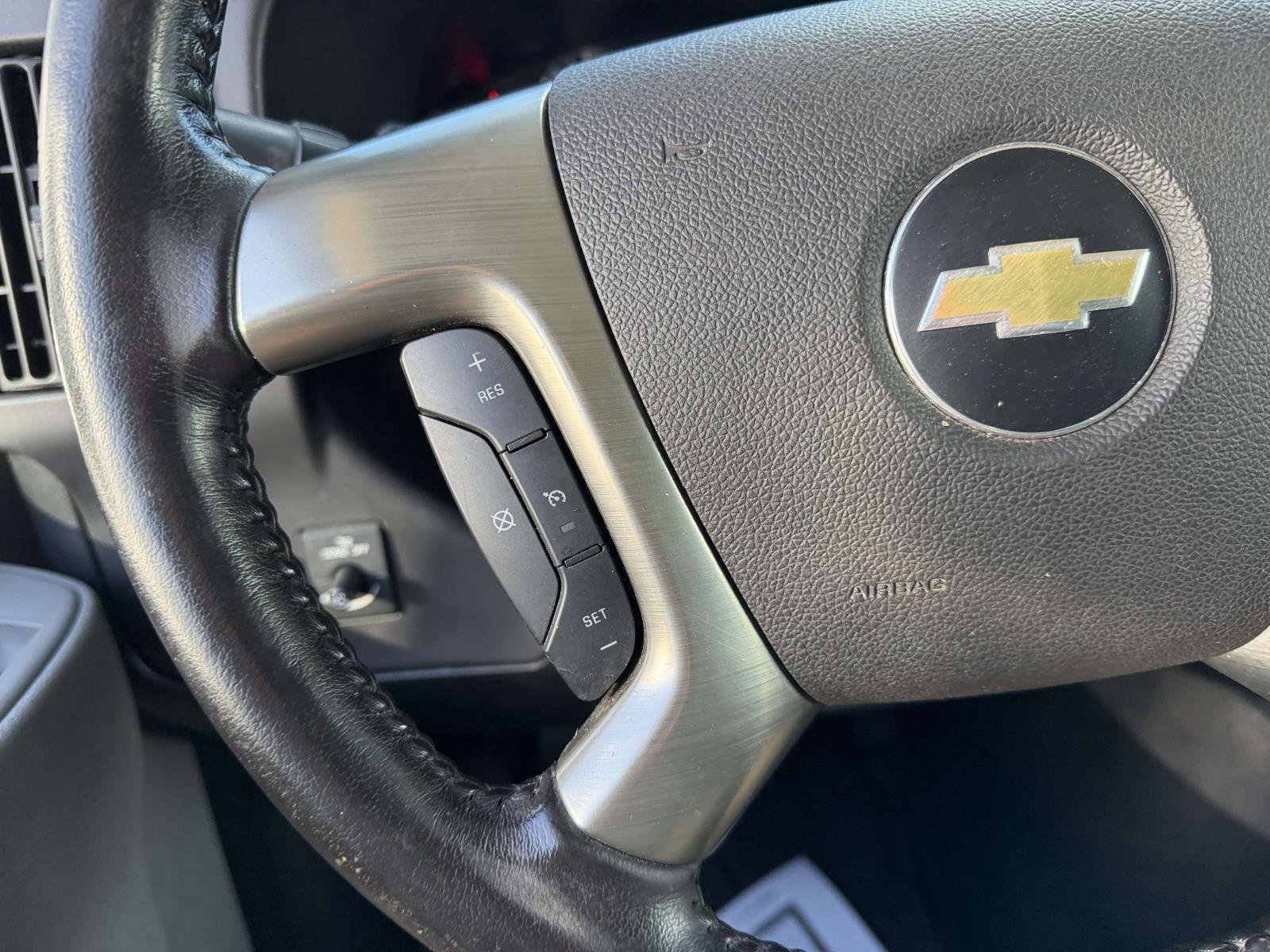 Used 2019 Chevrolet Express 2500 w/ Driver Convenience Package RWD image 30