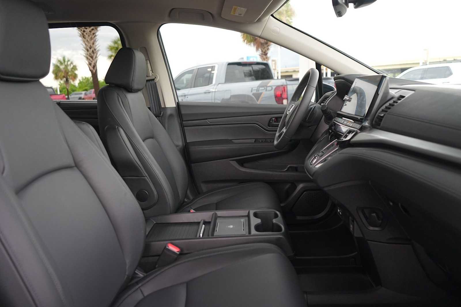 Certified 2026 Honda Odyssey EX-L image 15