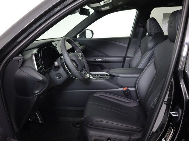 New 2026 Lexus TX 500h AWD w/ Technology Package image 12