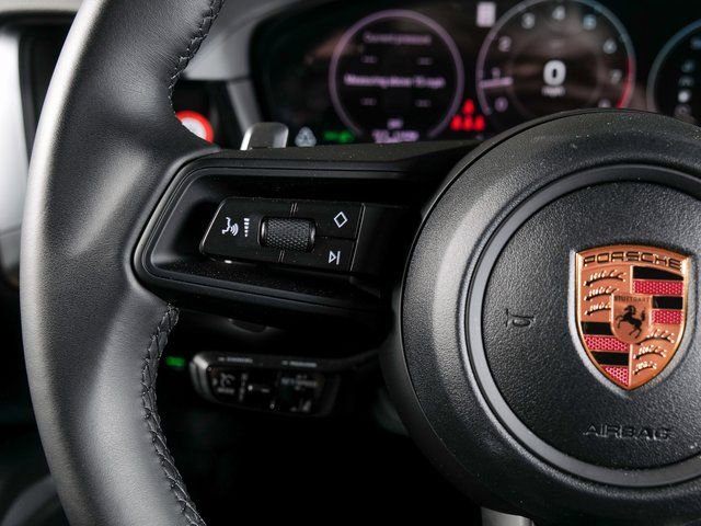 Certified 2026 Porsche Cayenne AWD/4WD image 22