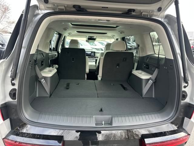 Used 2024 Hyundai Santa Fe Calligraphy image 32