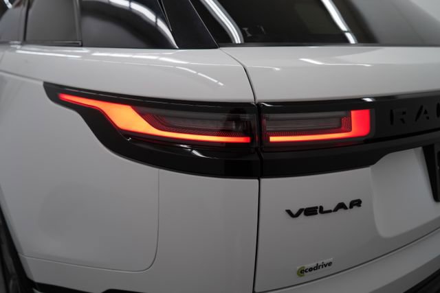 Used 2024 Land Rover Range Rover Velar Dynamic SE image 10