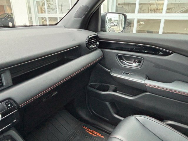 Used 2024 Honda Pilot TrailSport image 20