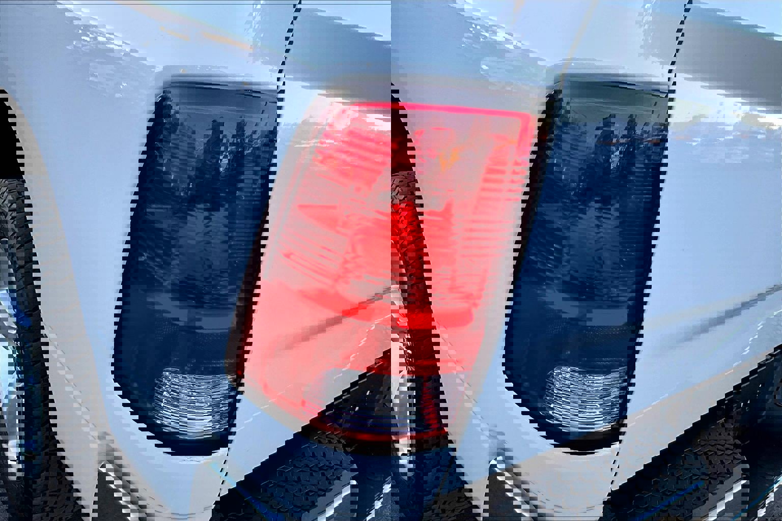 Used 2015 RAM 1500 Express image 28