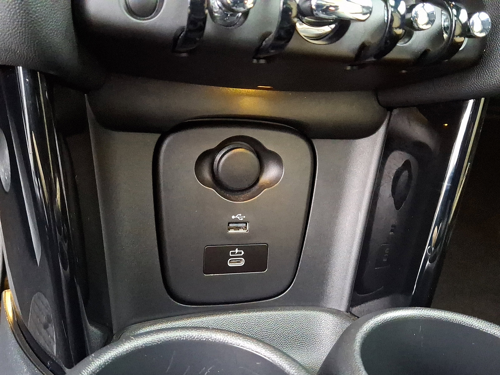 Used 2023 MINI Cooper S w/ MINI Resolute Edition image 18