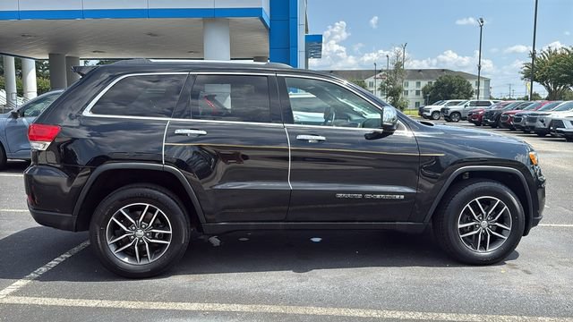 Used 2017 Jeep Grand Cherokee Limited AWD/4WD image 8