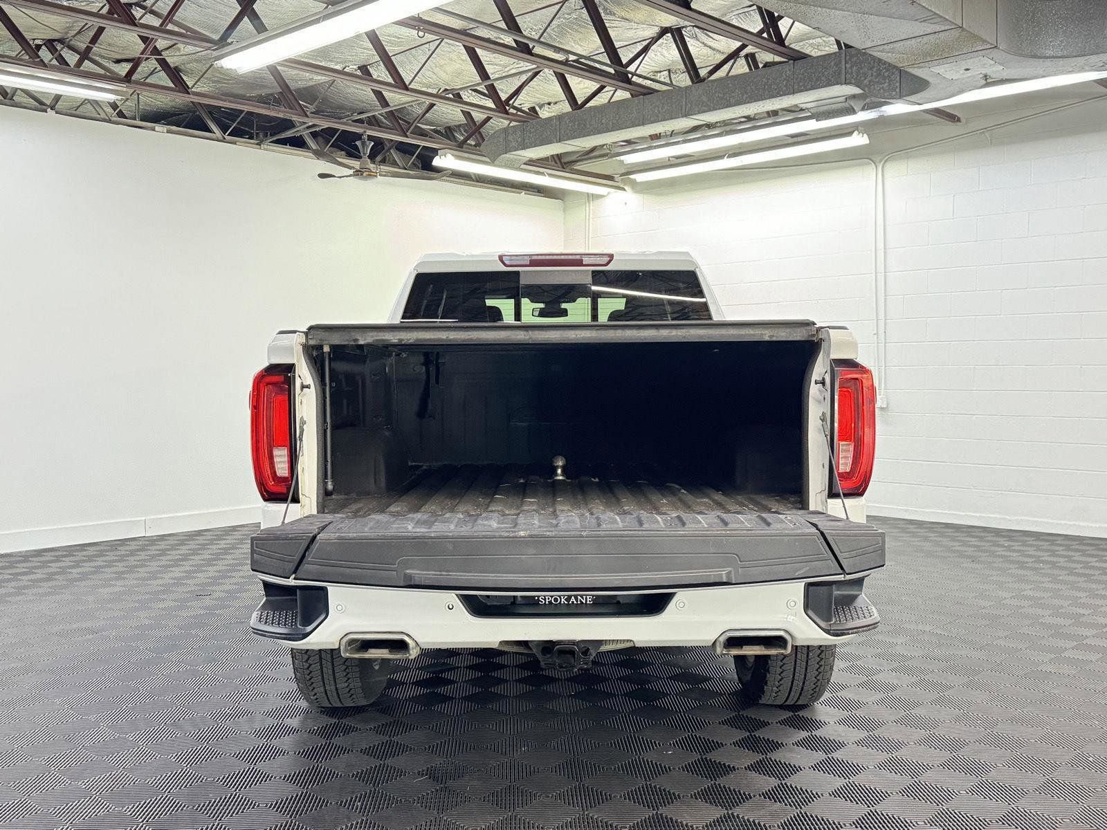 Used 2019 GMC Sierra 1500 AT4 image 32