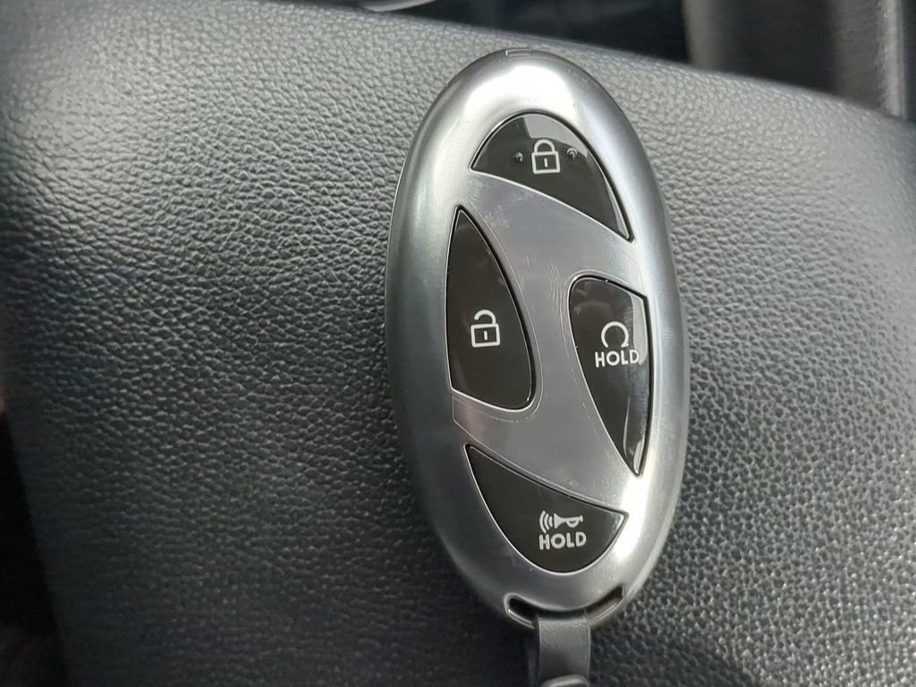 Certified 2024 Hyundai Elantra Limited image 37