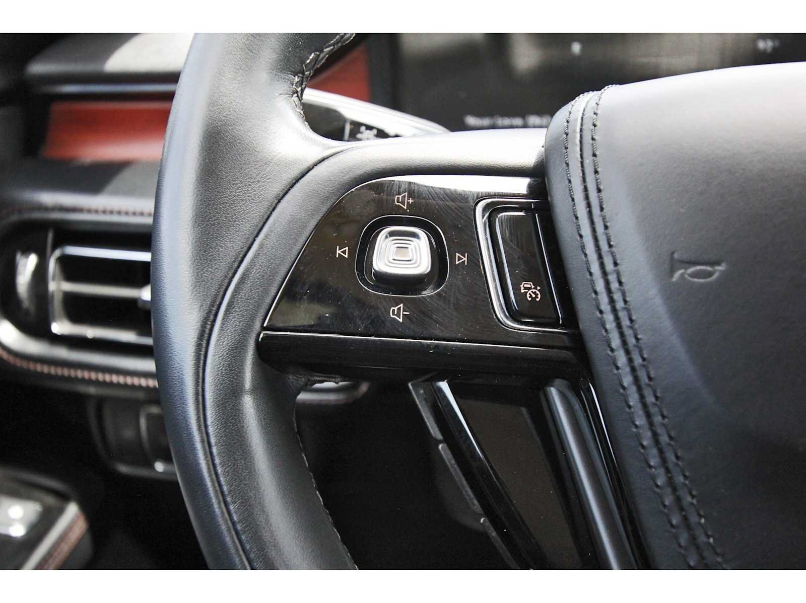 Used 2022 Lincoln Aviator Reserve w/ Elements Package Plus RWD image 16