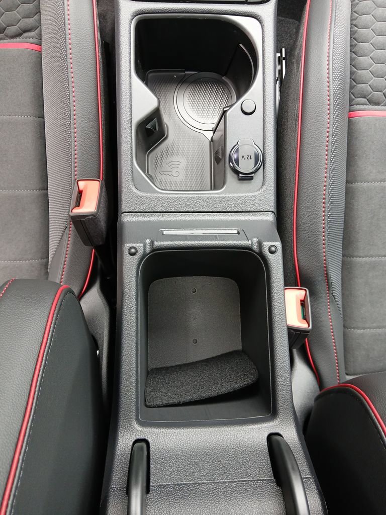 New 2025 Volkswagen GTI SE image 26