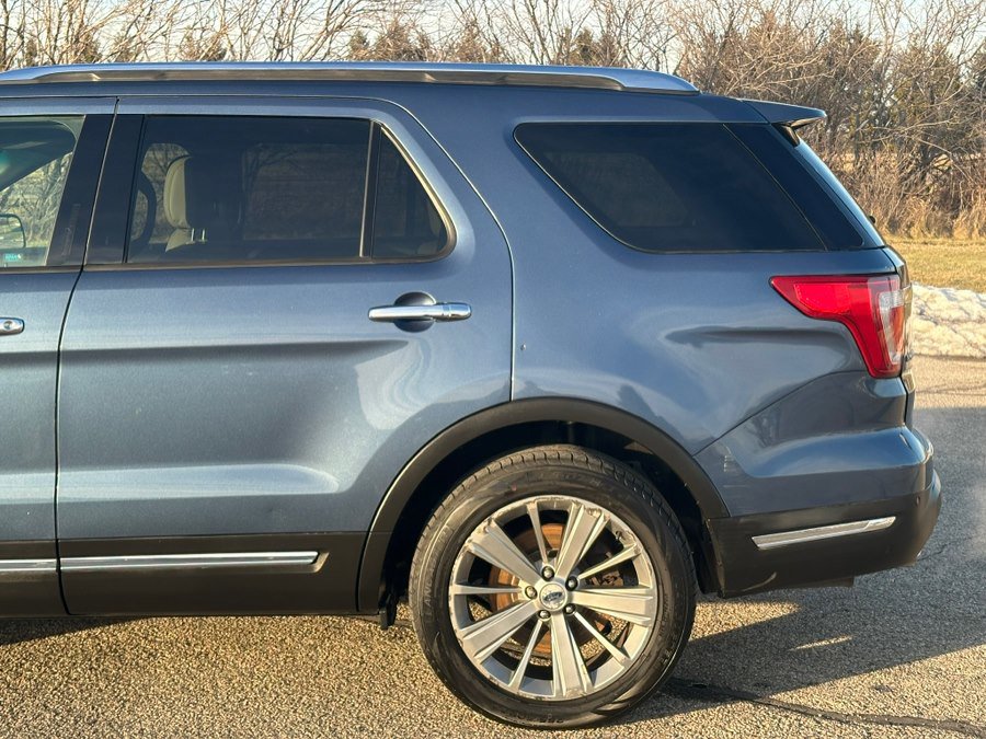 Used 2018 Ford Explorer Limited image 8