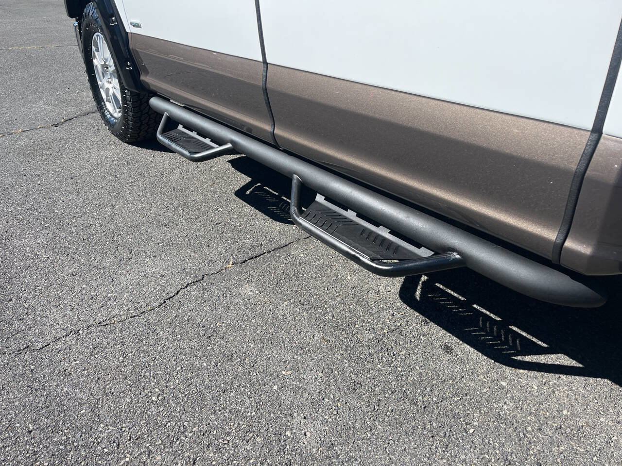 Used 2017 Ford F150 Lariat w/ Equipment Group 501A Mid image 17