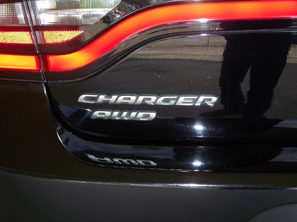 Used 2019 Dodge Charger Police image 10