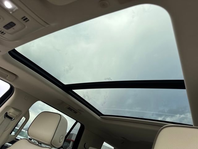 Used 2024 GMC Yukon Denali w/ Max Trailering Package image 18