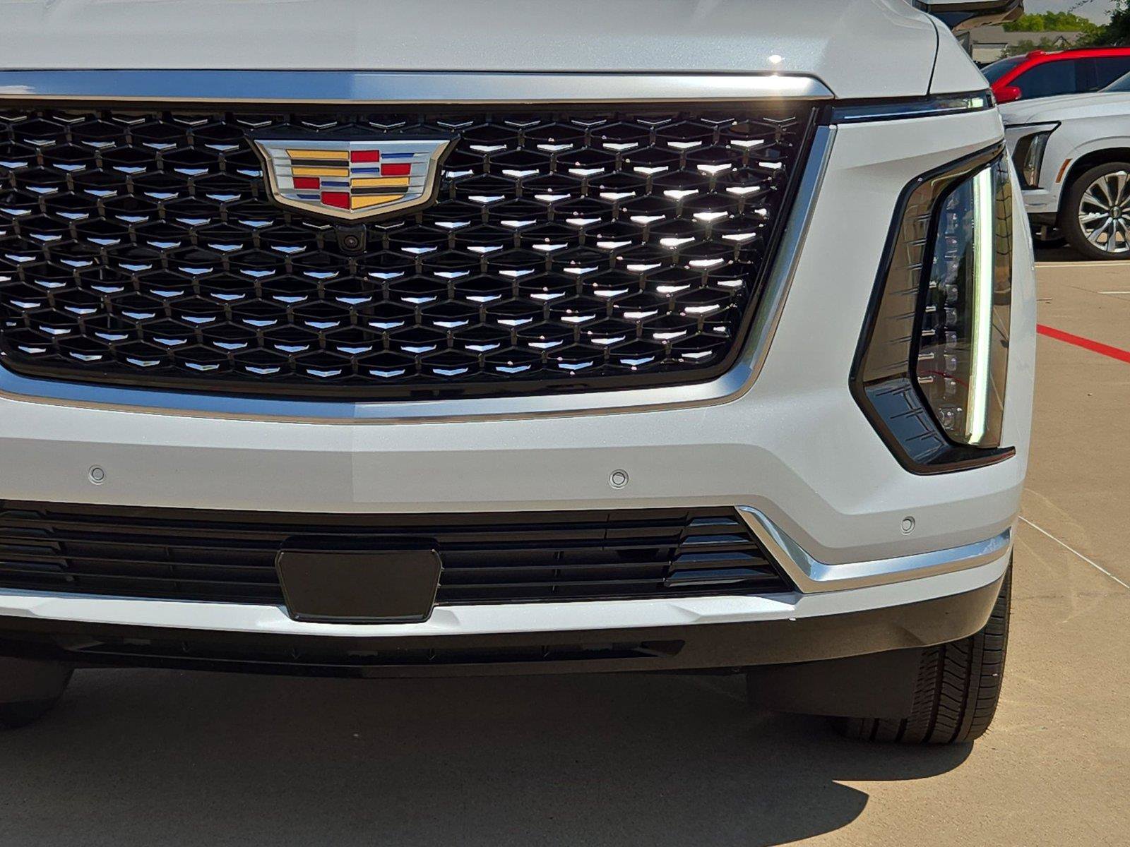 New 2026 Cadillac Escalade Luxury w/ Touring Package AWD/4WD image 6