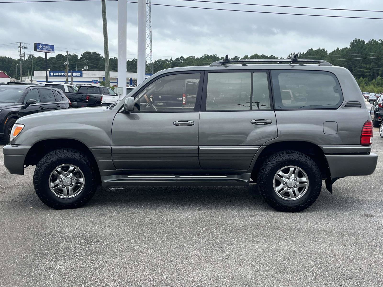 Used 2002 Lexus LX 470 4WD image 6