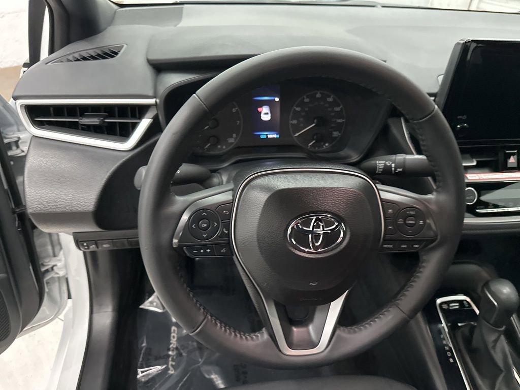 Used 2025 Toyota Corolla SE image 10
