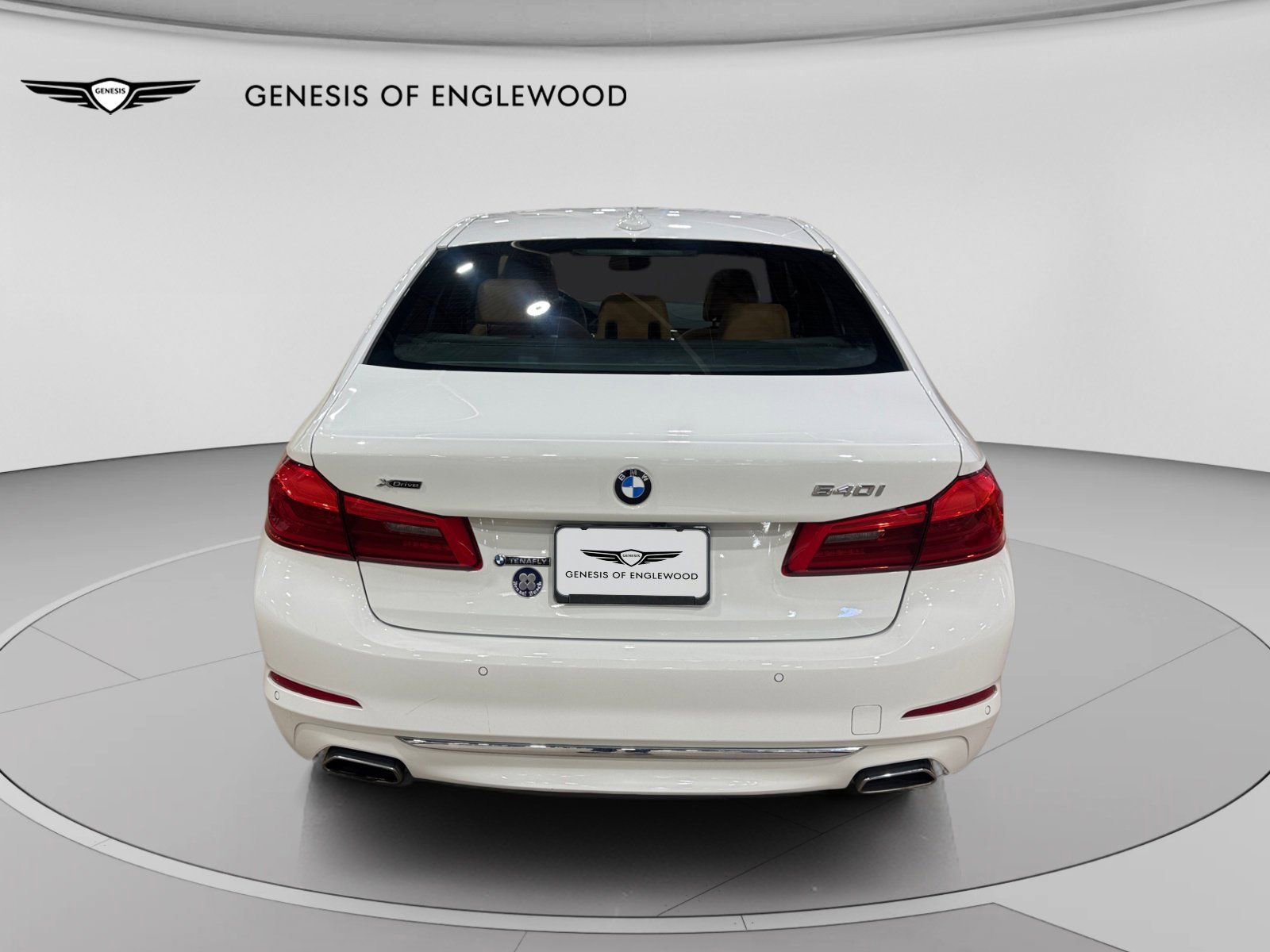 Used 2018 BMW 540i xDrive AWD/4WD image 11
