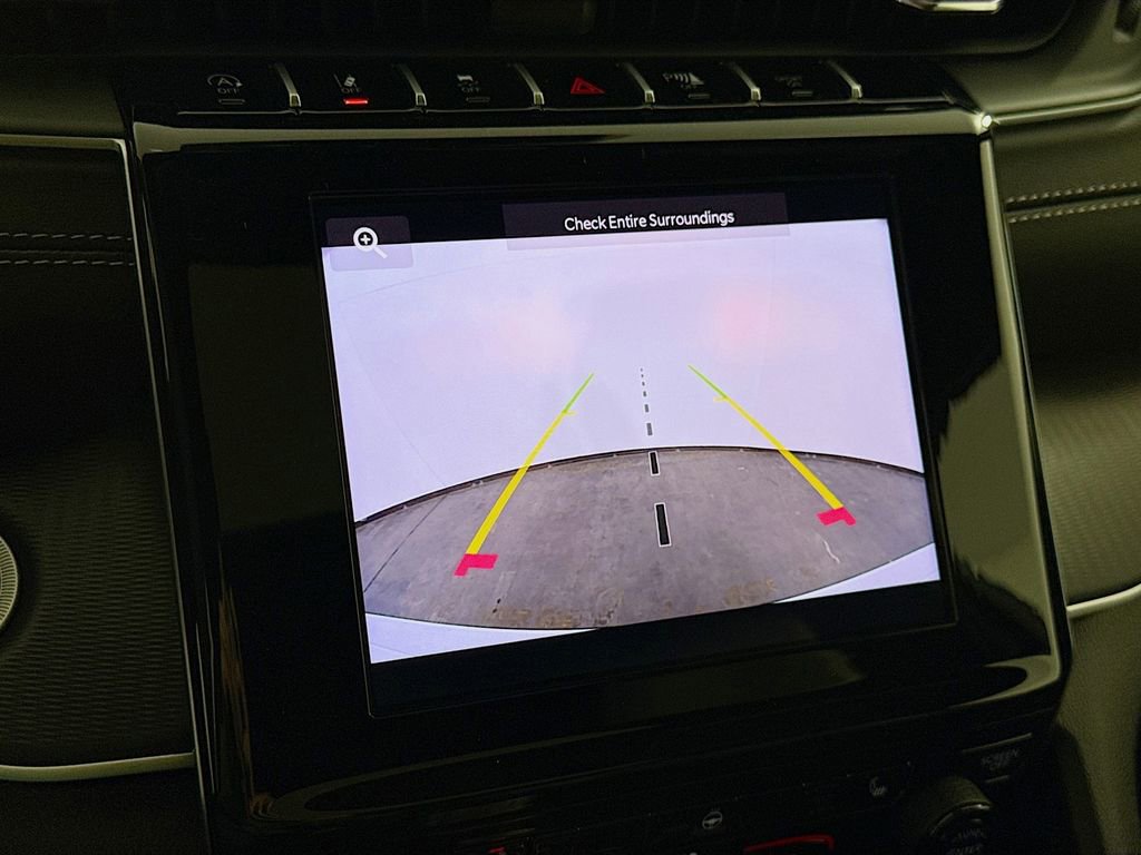 New 2025 Jeep Grand Cherokee Altitude image 44