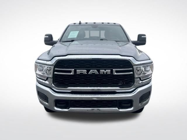 Used 2024 RAM 2500 Tradesman w/ Chrome Appearance Group AWD/4WD image 2