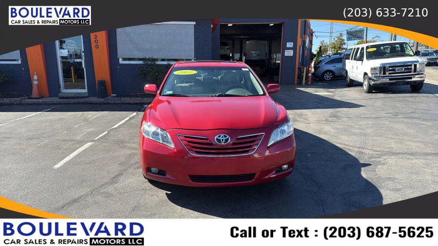 Used 2007 Toyota Camry XLE FWD image 2