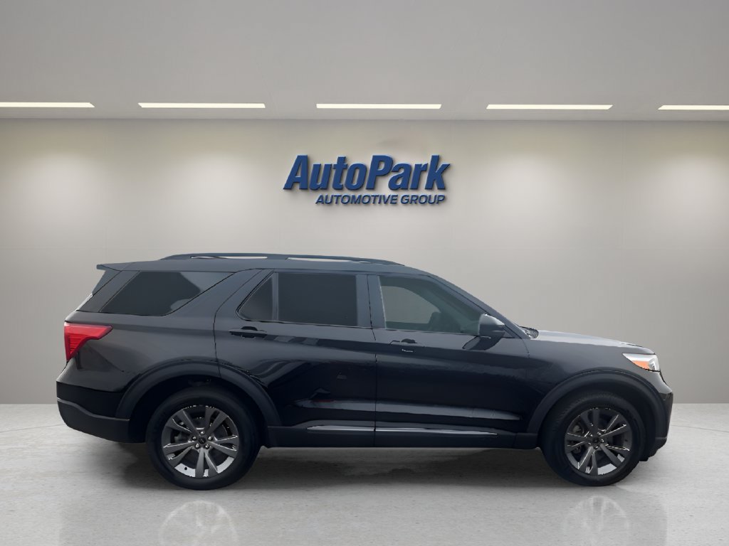 Certified 2024 Ford Explorer XLT w/ Equipment Group 202A AWD/4WD image 10
