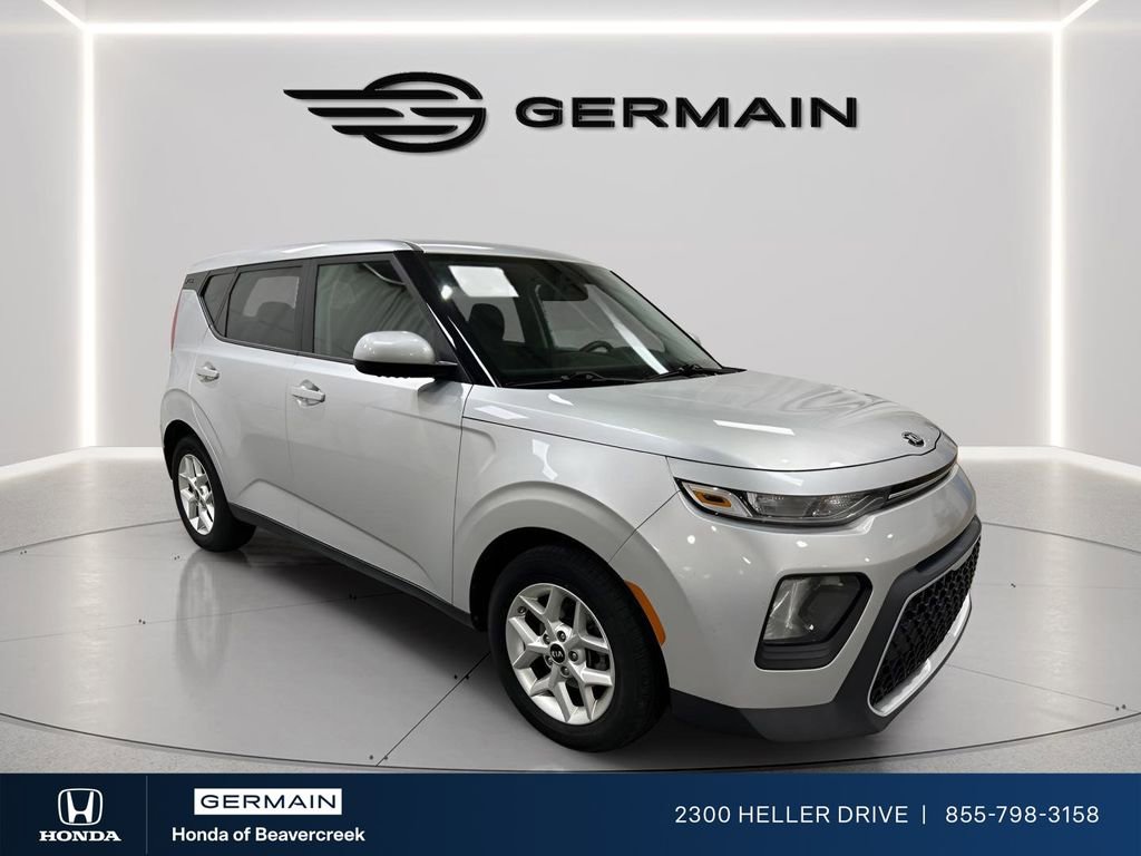 Used 2020 Kia Soul S image 2