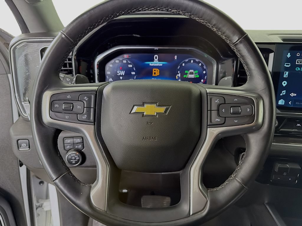 Used 2025 Chevrolet Silverado 1500 LTZ AWD/4WD image 15