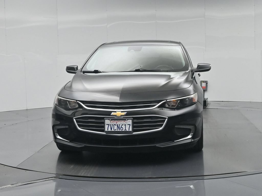Used 2017 Chevrolet Malibu LT w/ Leather Package FWD image 28