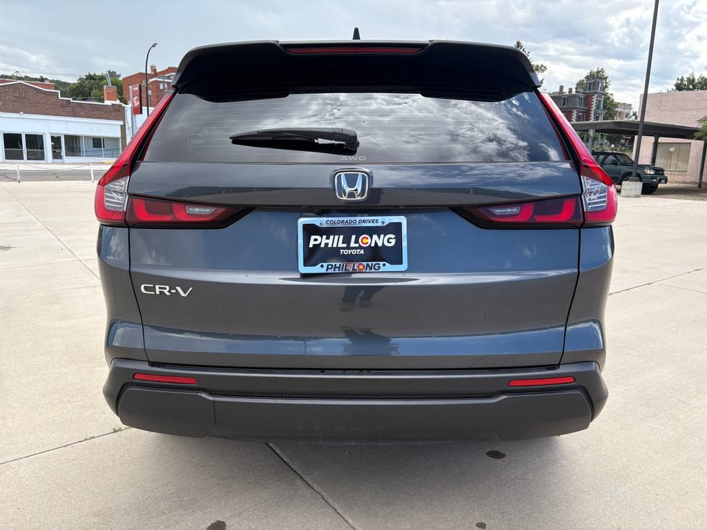 Used 2023 Honda CR-V LX image 5