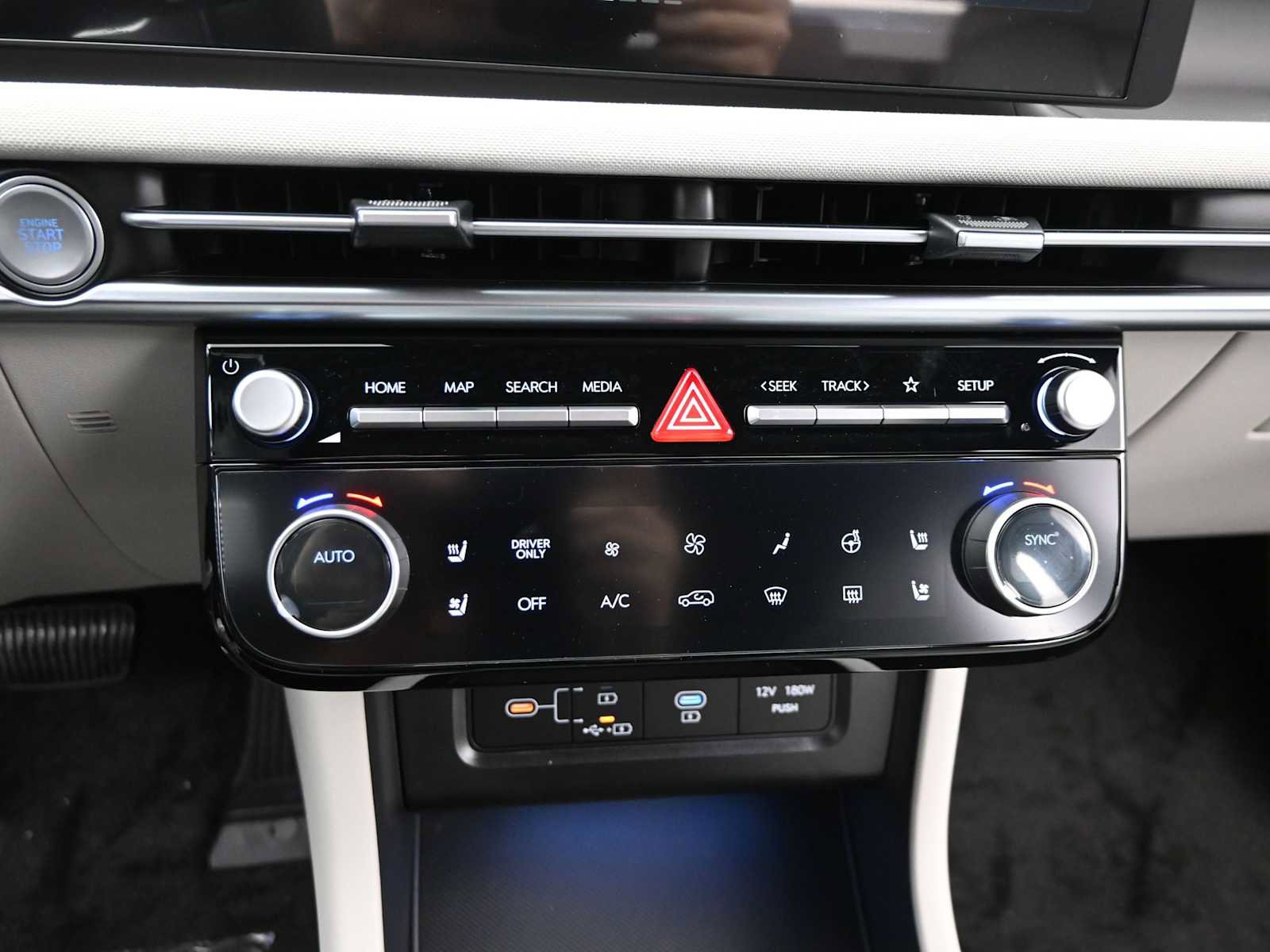 New 2026 Hyundai Tucson Limited image 18