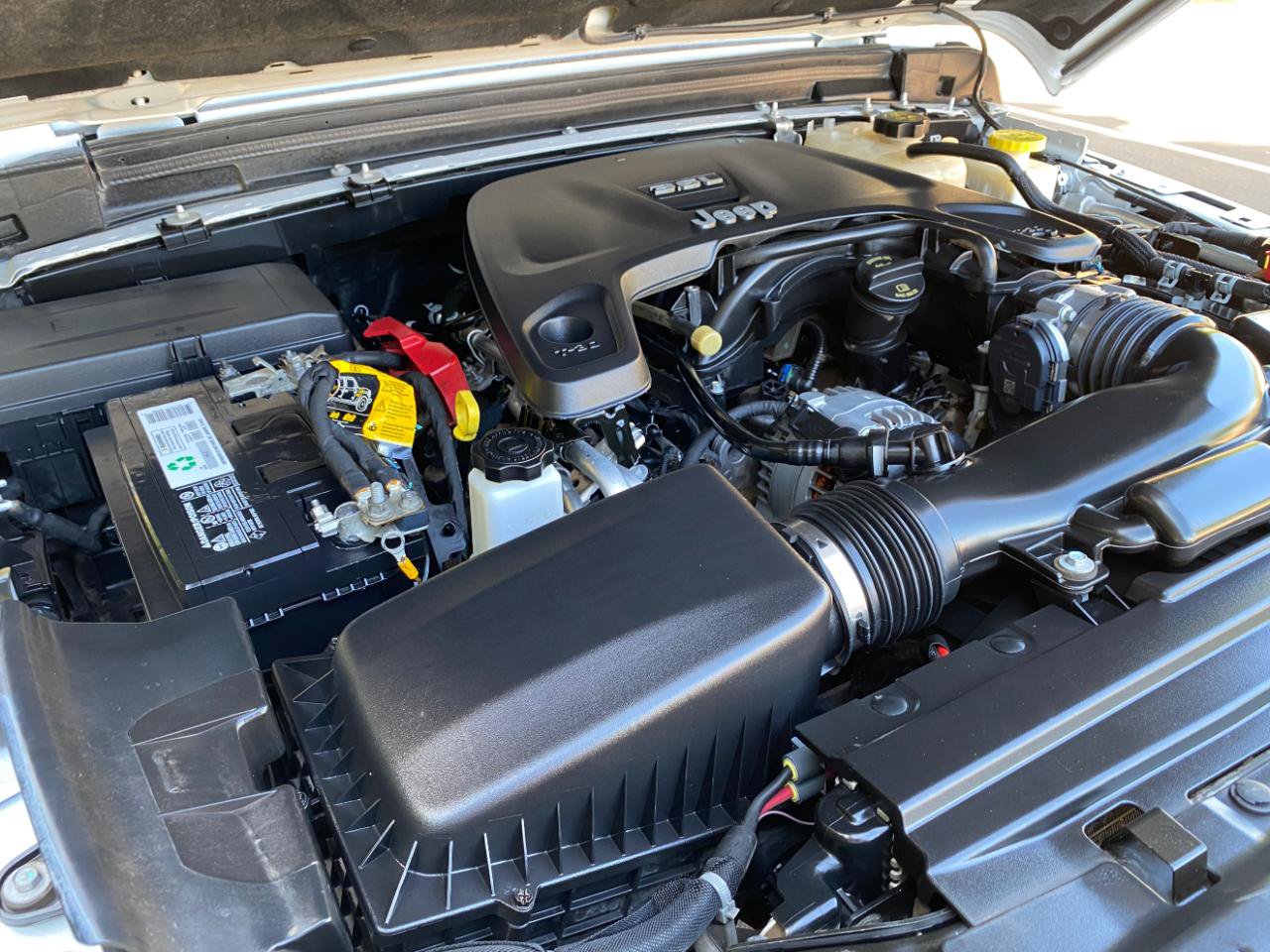 Used 2021 Jeep Gladiator Sport AWD/4WD image 9