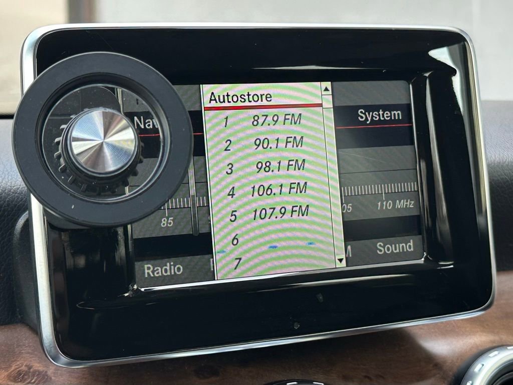 Used 2015 Mercedes-Benz GLA 250 image 42