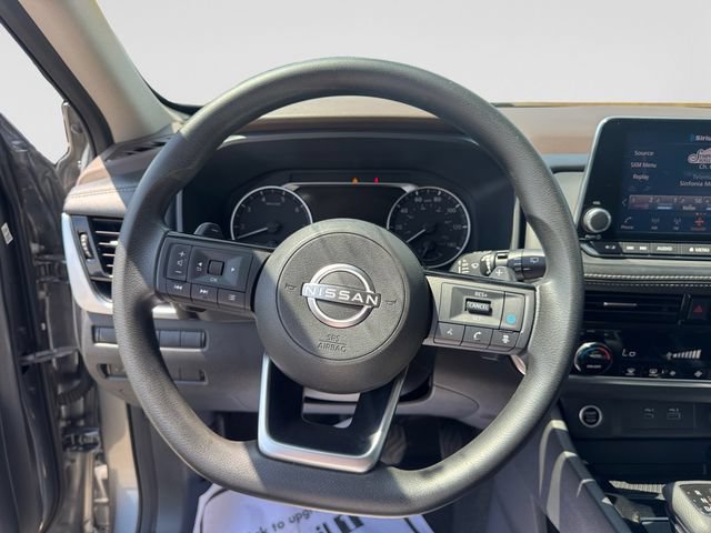 Used 2022 Nissan Rogue SV FWD image 13