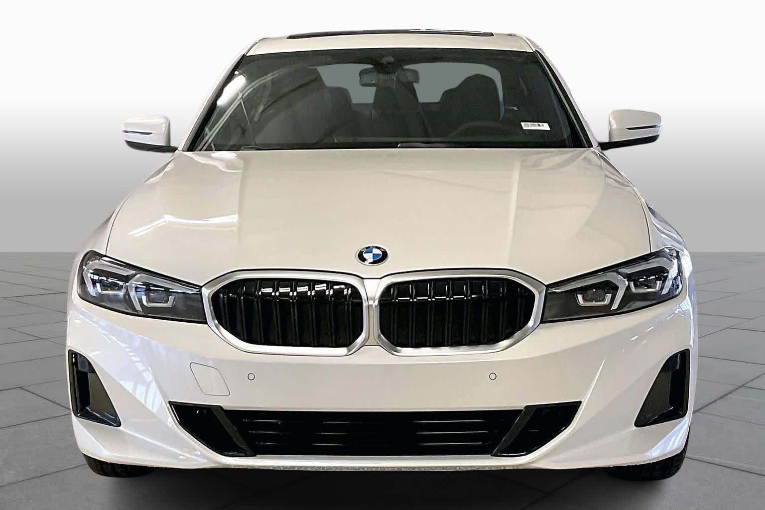 New 2026 BMW 330i Sedan w/ Premium Package RWD image 3