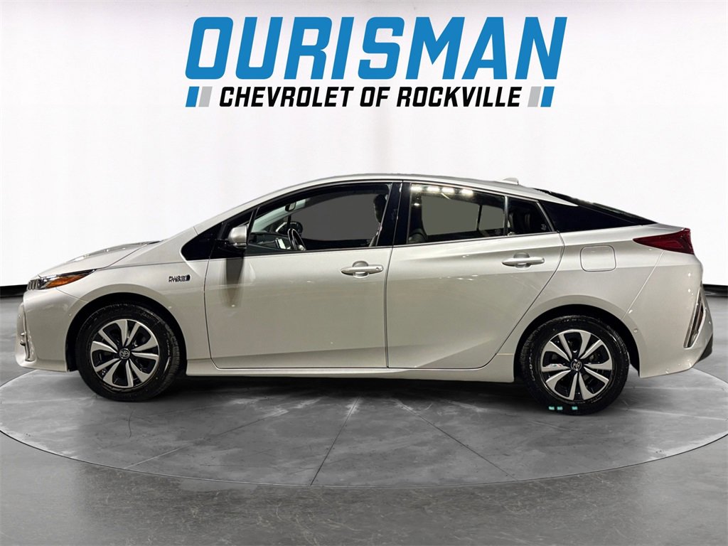 Used 2018 Toyota Prius Prime Advanced image 3
