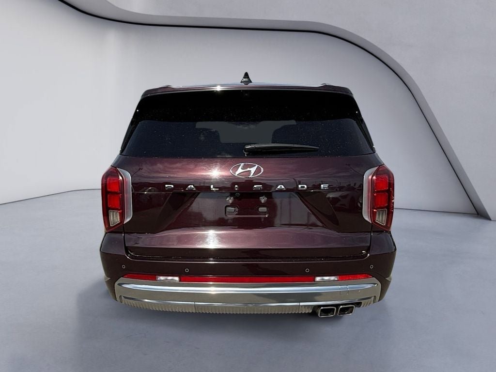 Used 2024 Hyundai Palisade Calligraphy FWD image 4