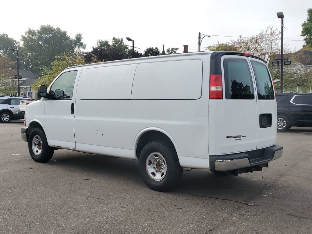 Used 2015 Chevrolet Express 2500 w/ Express Access Plus Package image 4