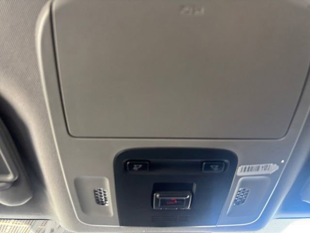 Used 2023 Toyota Camry SE FWD image 8