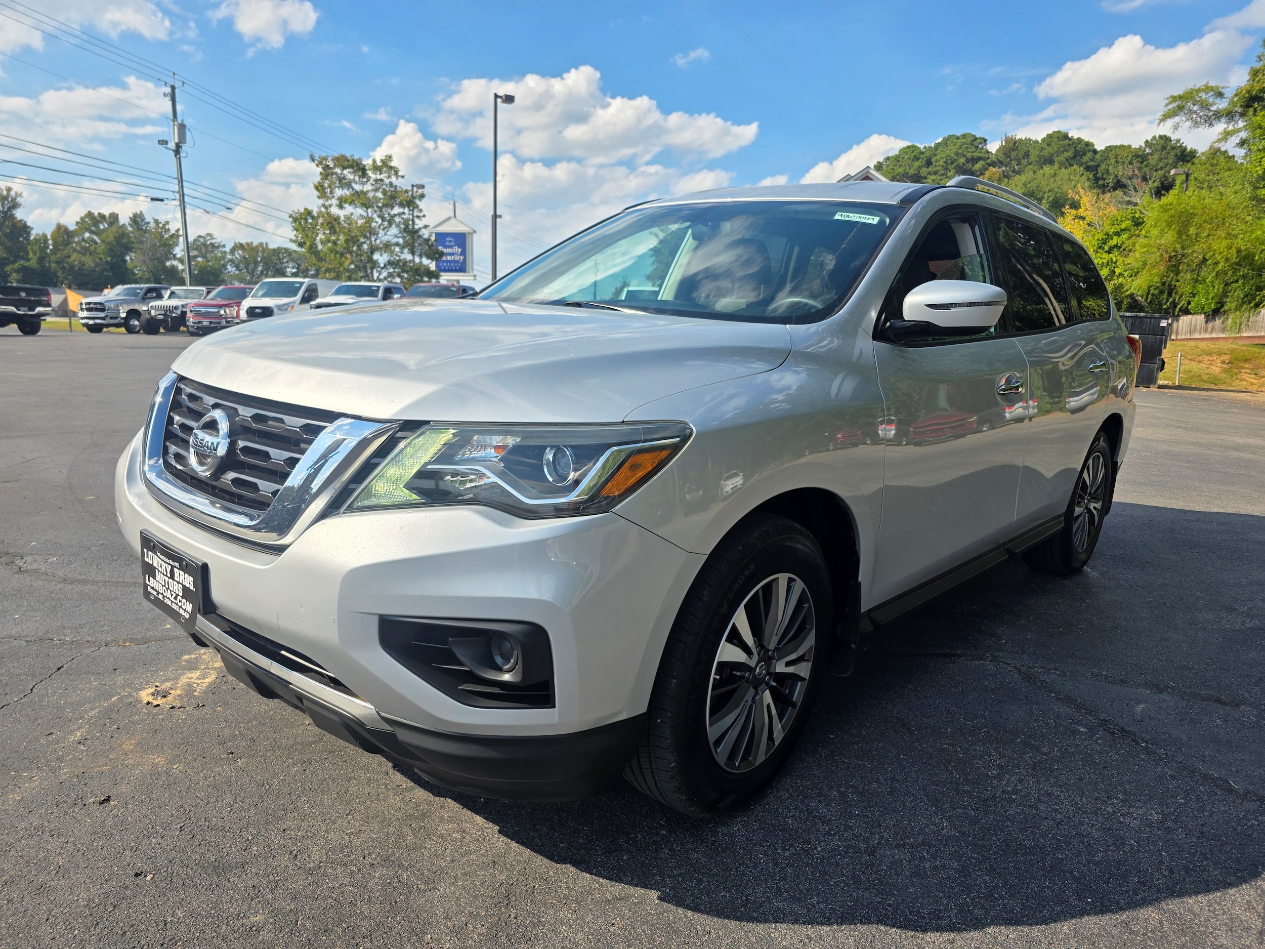 Used 2017 Nissan Pathfinder S