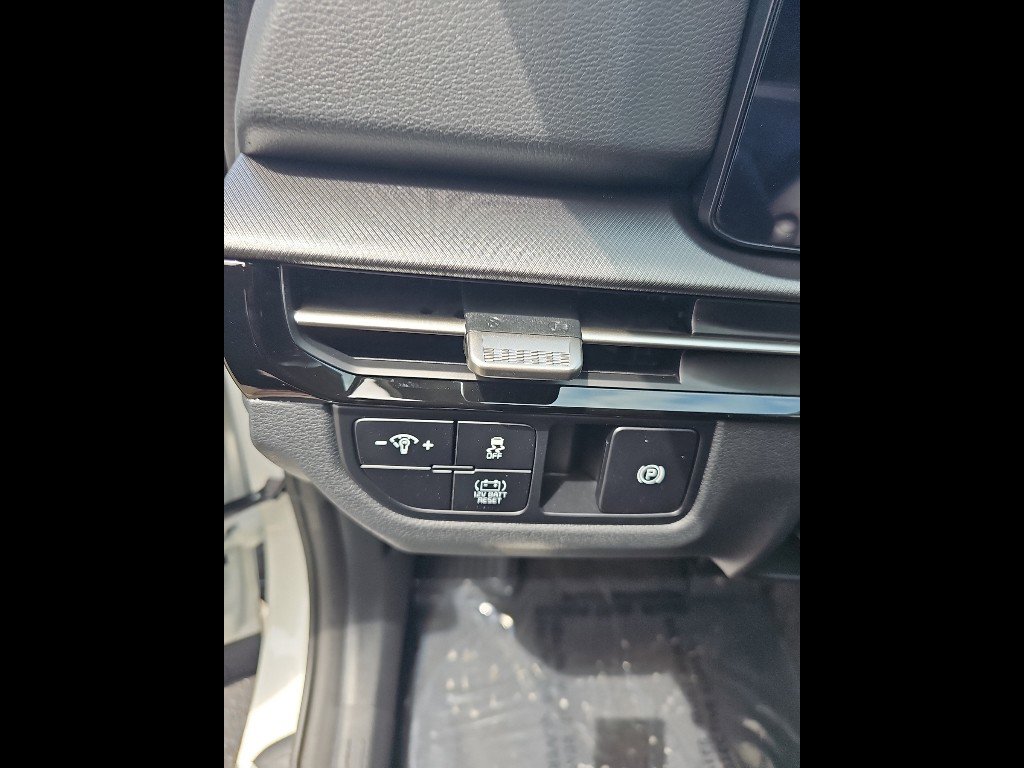 New 2026 Kia Sportage S image 10