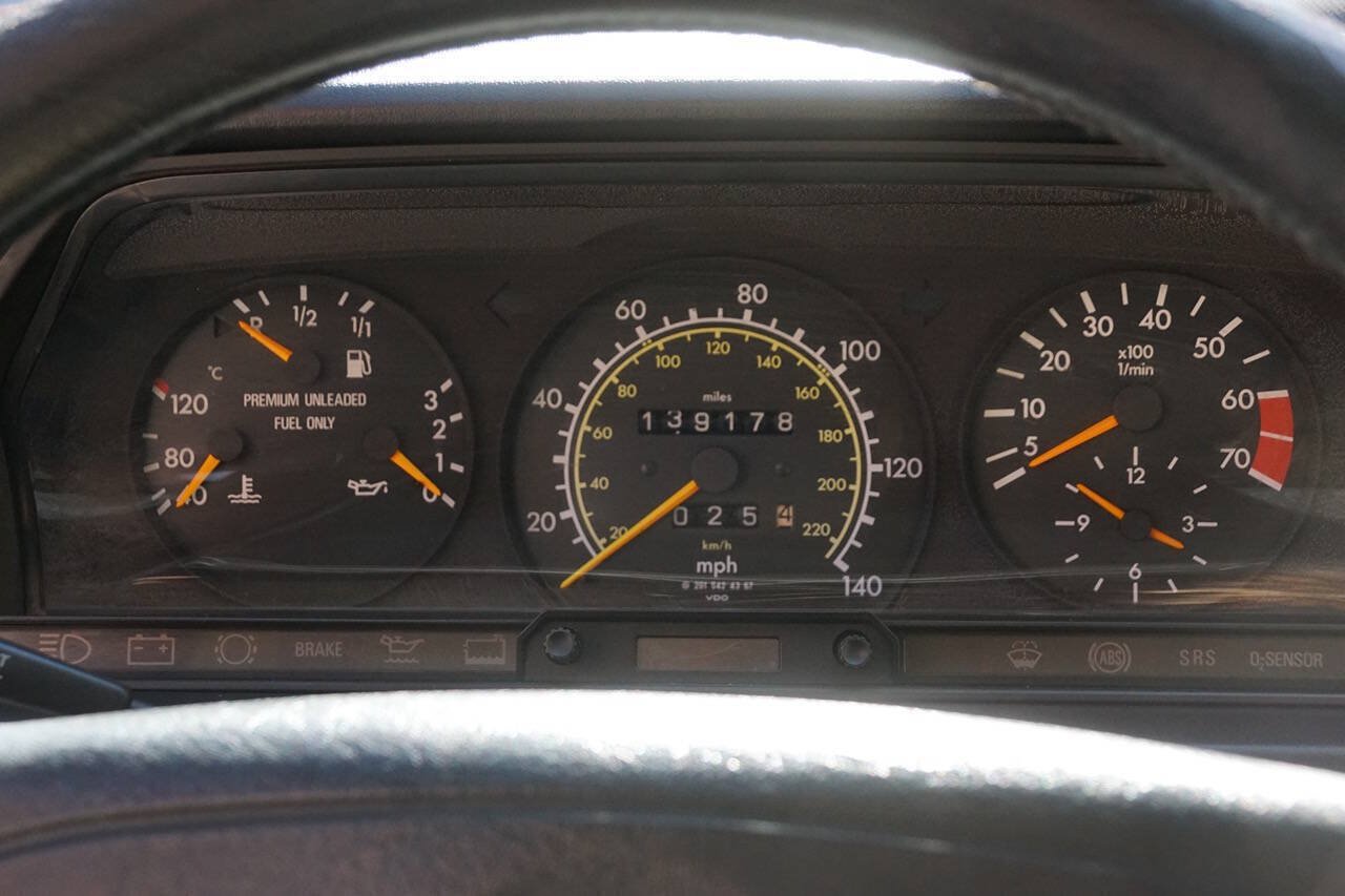 Used 1993 Mercedes-Benz 190 E 2.3 image 27