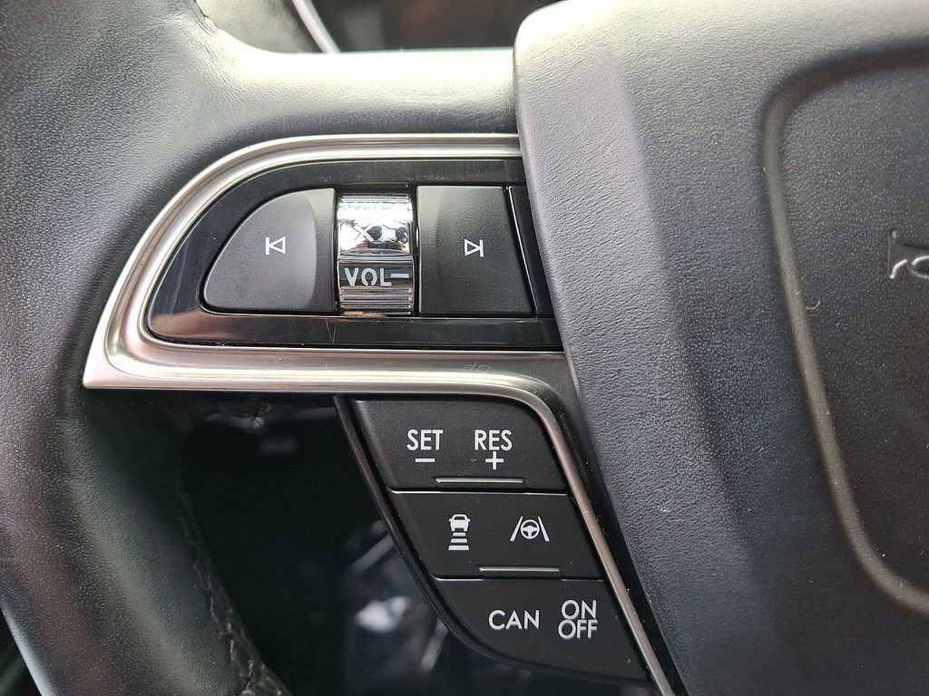 Certified 2020 Lincoln Nautilus Reserve w/ Equipment Group 201A image 22