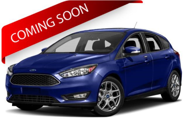 Used 2015 Ford Focus SE FWD image 1